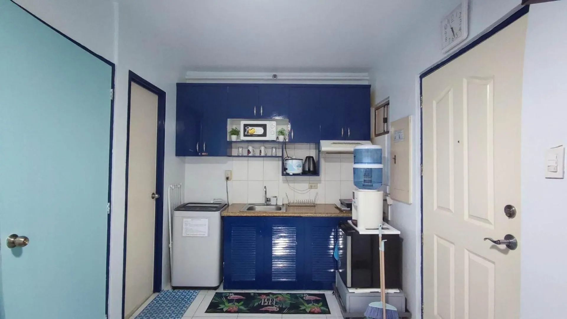 Aparthotel Near Manila Airport, Mailz Homez Cozy 1 Bedroom Condo, Full Kitchen, Swimming Pool, Wifi, 10L Paranaque City